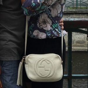 Gucci -Authentic, Bone White,Soho small camera bag